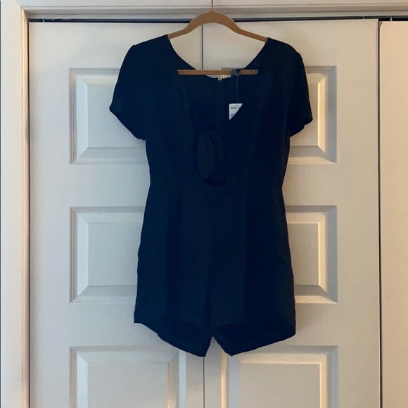 Romper - Picture 1 of 1